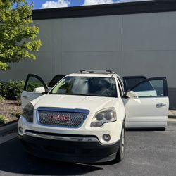 2011 GMC Acadia