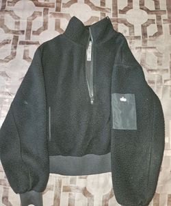 Alo sherpa zip pullover size xs