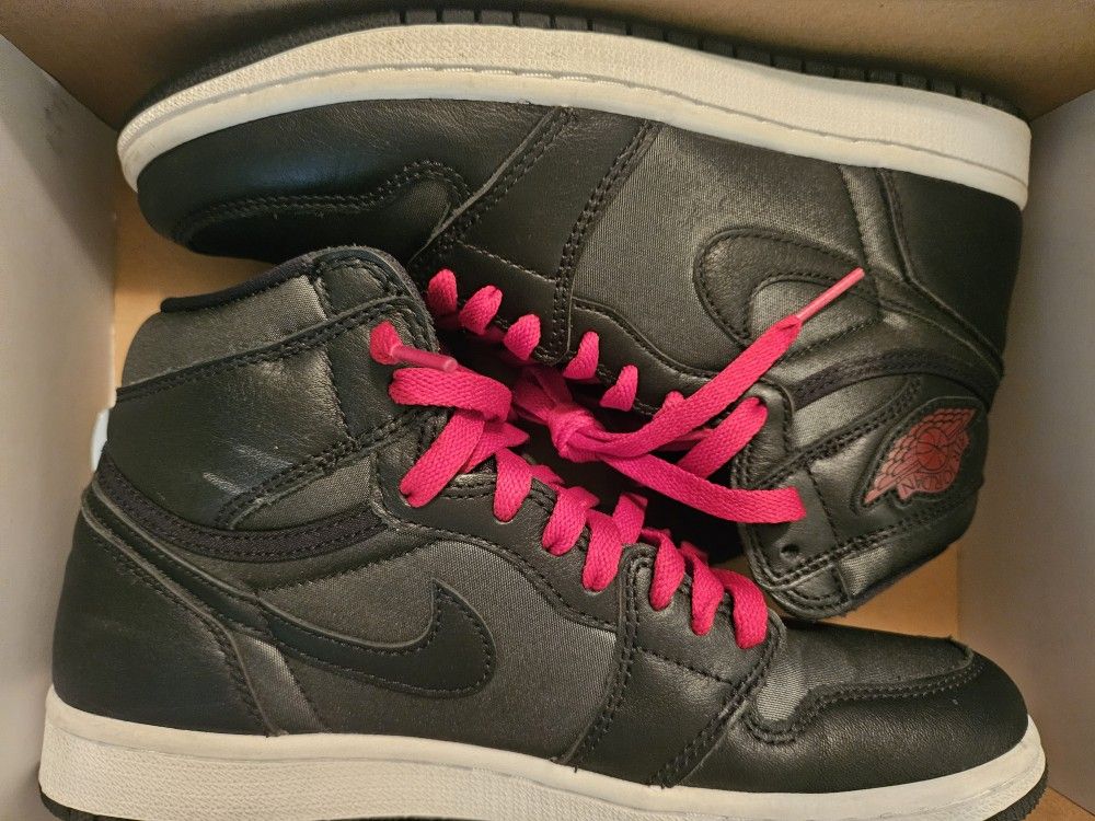 Nike Air Jordan 1 High Black Satin Sneaker Mens Size 7.5 Womens Size 9