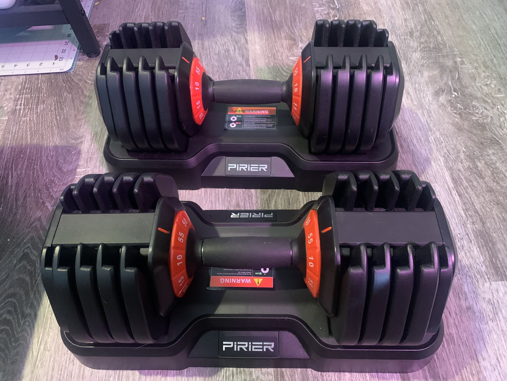 2 Adjustable Dumbbells