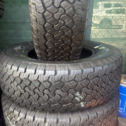 Set Of For Used Bf Goodrich 265/70/17 Lt