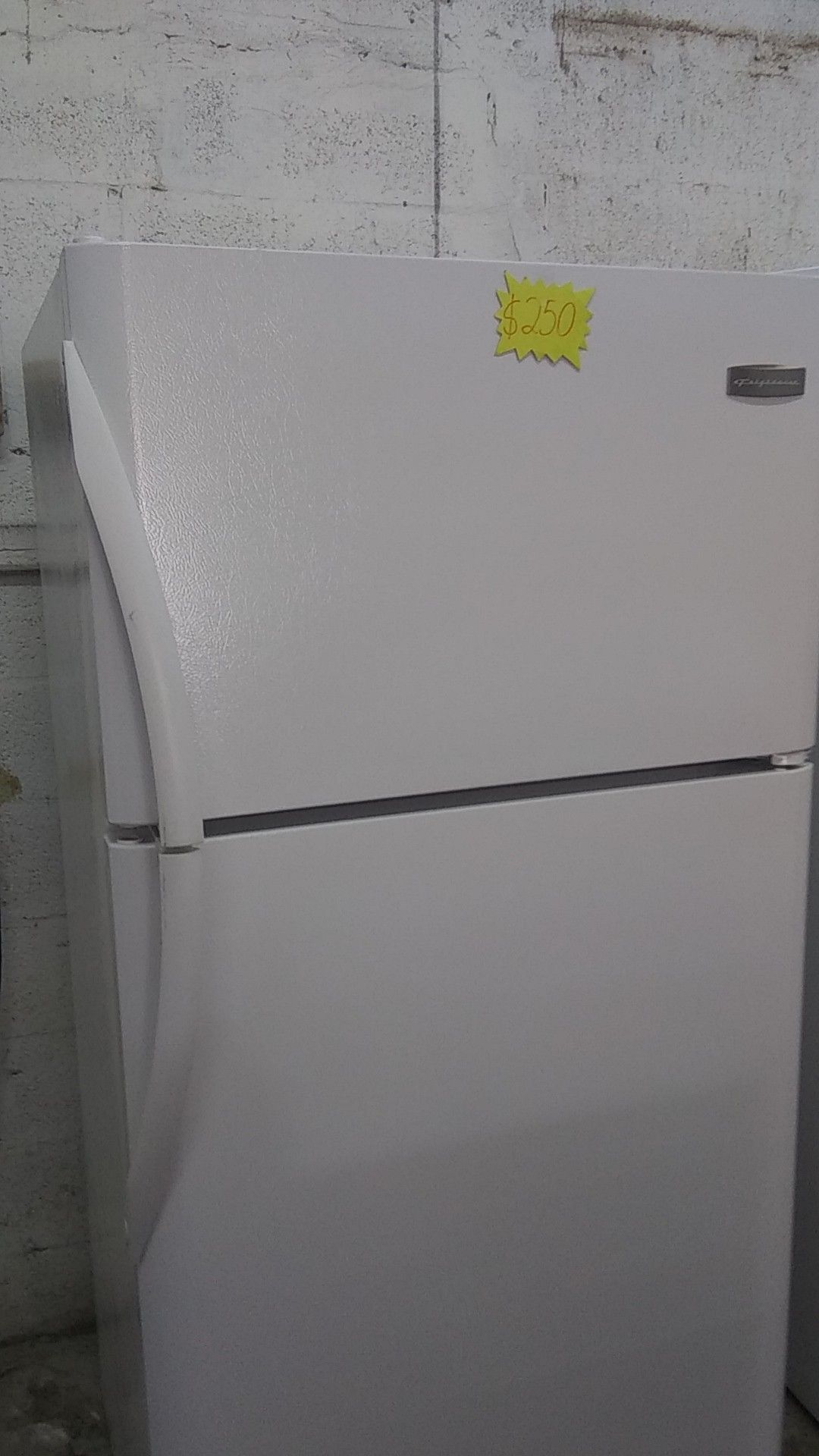 Refrigerator 30inch perfect condition