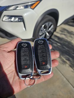 Car Keys  //   Llaves De Carro