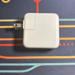 Apple Macbook Charger 30W