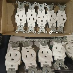 Leviton 5801-W Single Receptacle Straight Blade Ground 20A 125V White 10 Pack