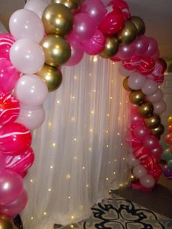 Spiral balloon arch / globos