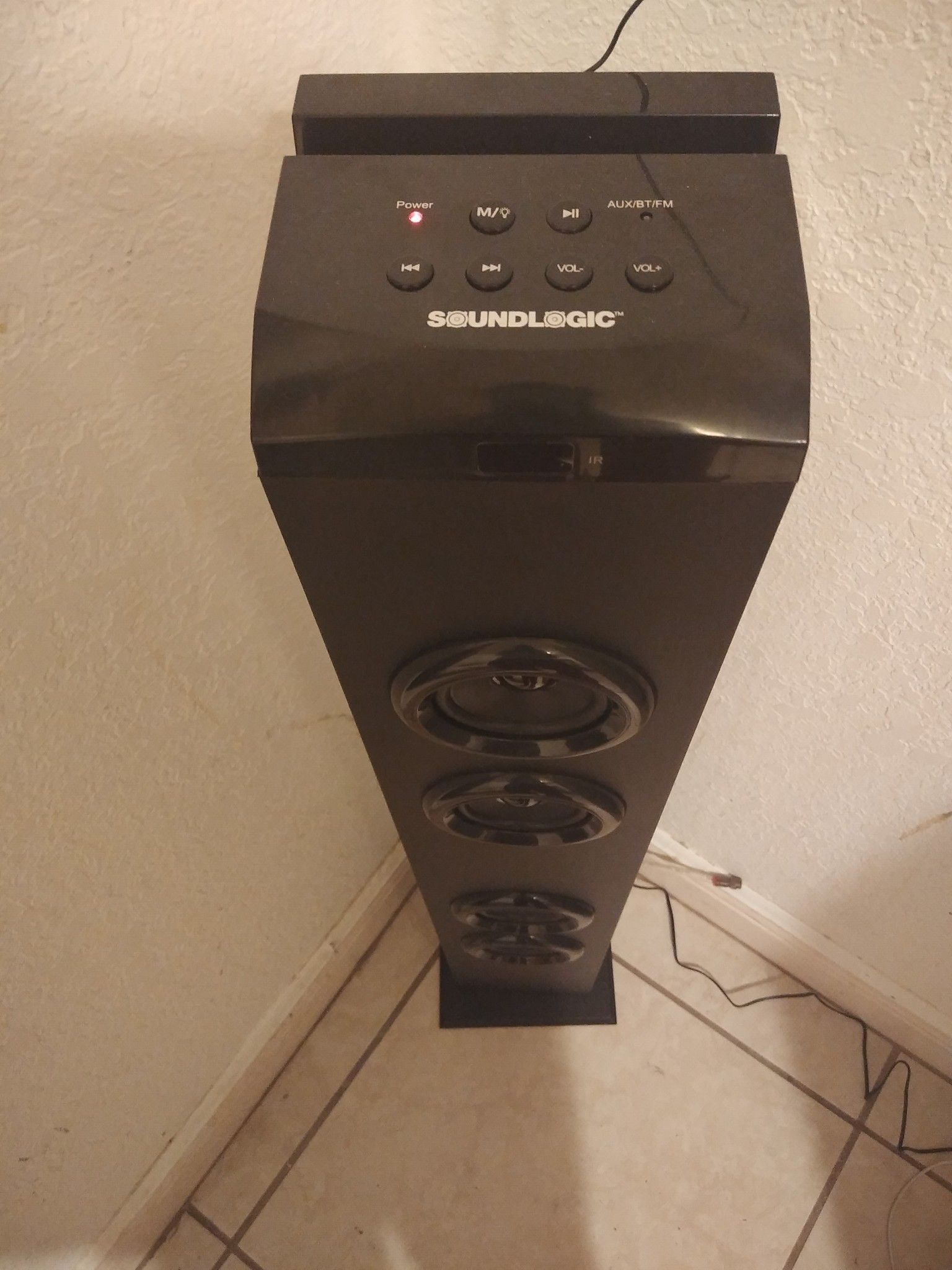 Soundlogic wireless best sale bluetooth tower speaker
