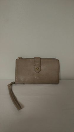 A Nice Fossil Wallet Wristlet