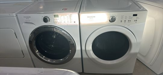 Frigidaire Finity stackable washer and dryer electric set $399 with warranty