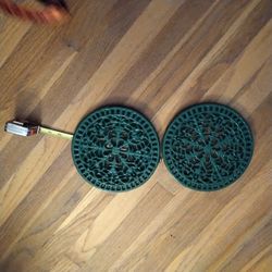 Holiday Cast Iron Hot Plates