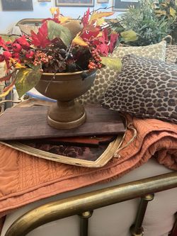 Fall home market - fall & home decor for sale