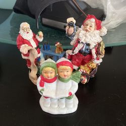 Santa Statues