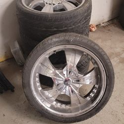 22' Chrome Rim (No Bends Or Cracks) 