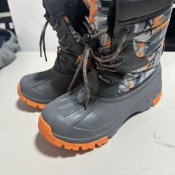 Kids Snow Boots Size 2