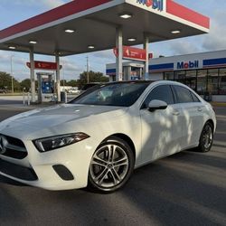 2020 Mercedes-Benz A 220 