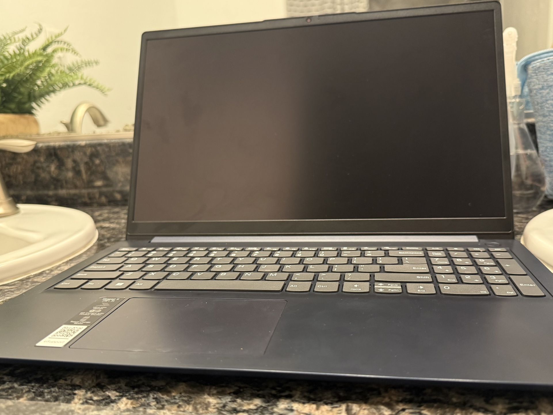 Lenovo Ideapad 1i