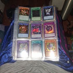 Nice collection of yugioh cards.