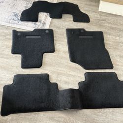 Kia Sorento Carpet Mats-New 