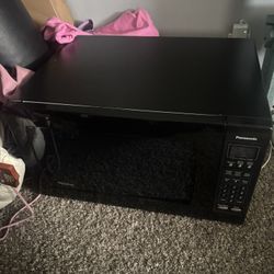 Panasonic Invertor Microwave