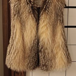 Brand New Brunello Cucinelli Fox Fur Best Retail $14,495