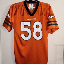 Von Miller #58 Denver Broncos YOUTH Boys Orange Football Jersey  X-Large 14/16