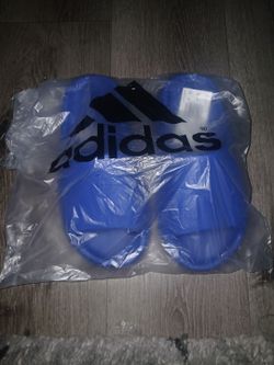 ADIDAS YEEZY SLIDES SIZE 6