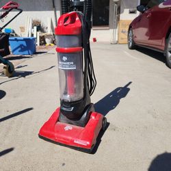 Dirt Devil Vacuum