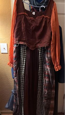 Mary Sanderson hocus pocus plus size with cloak