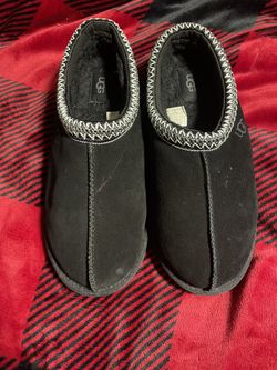 black uggs Tasman ll 