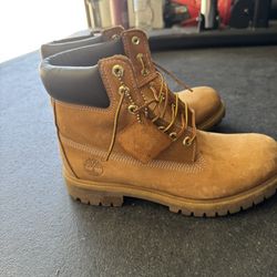 Timberland Tan Boots Size 9.5