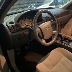 2008 Ford Taurus