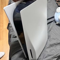 PlayStation 5 & Nintendo switch OLED