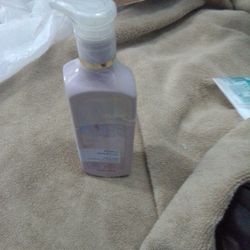 10-Various Products Body Wash Hand Soap Shave Cream Barely Used