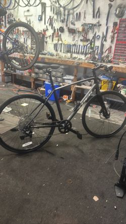 ALL BLACK FX3.TREK