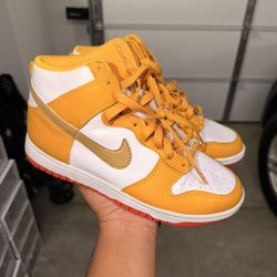 Nike Dunks