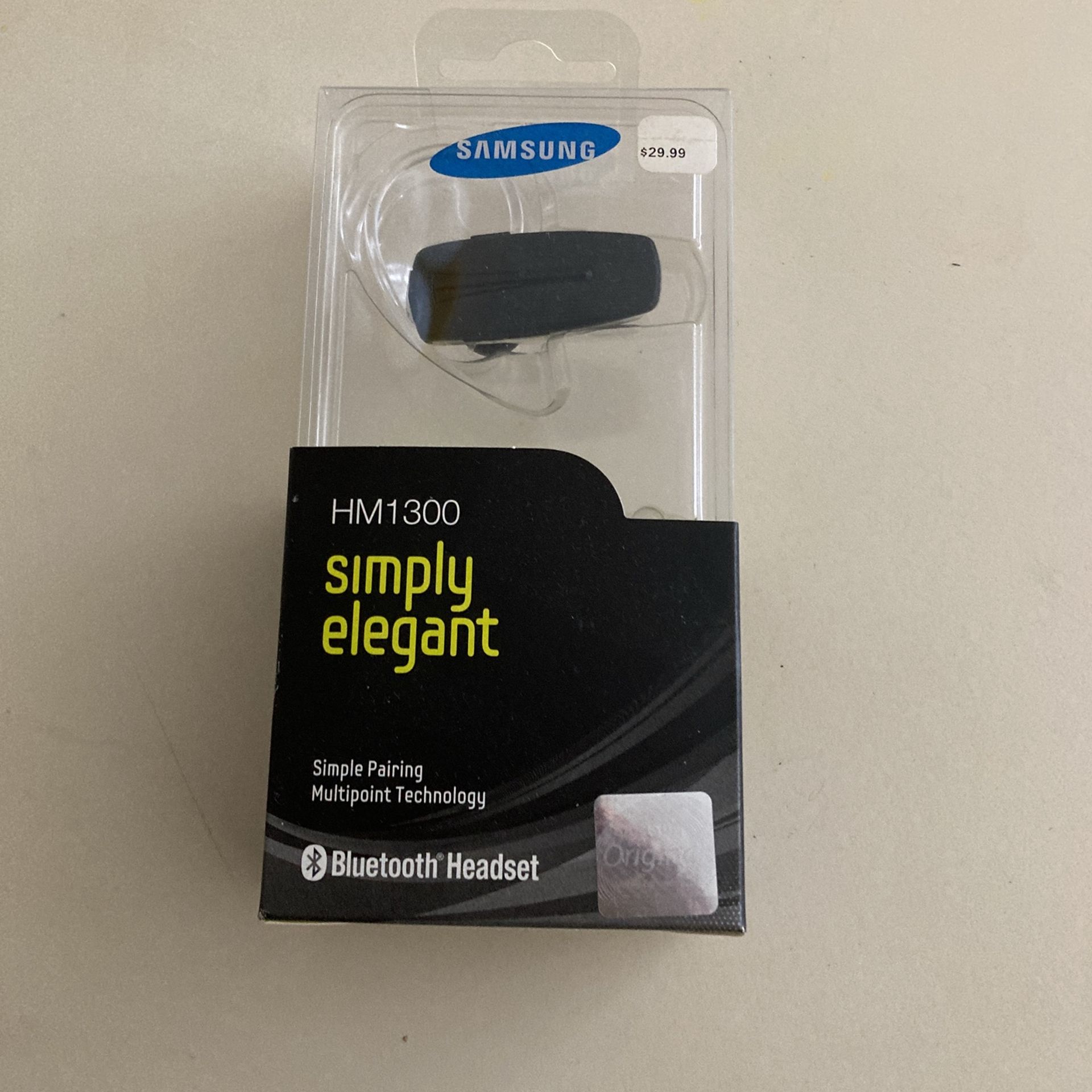 Samsung ZHM1300 Simply Elegant Bluetooth headset Brand New