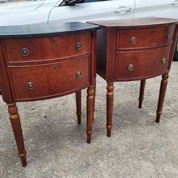 Pair of Mid-Century Modern Night Stands/Side Tables w/Key
