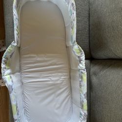 Portable Baby Bassinet 