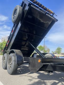 DUMP TRAILERS