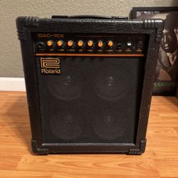 Roland DAC-15x amplifier 