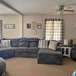 Gray Sectional And Recliner 