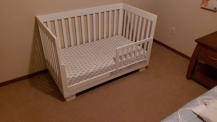 White Convertible Million Dollar Baby Crib