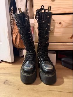 Platform Doc Martens