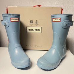 Size 5 Women’s Hunter Rain Boots