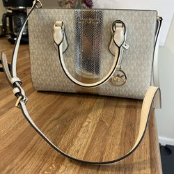 Michael Kors Purse 