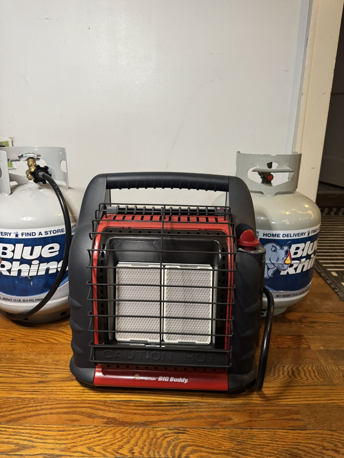 ✨ HUGE MOVE OUT HOUSE SALE ✨