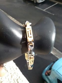 Stainless steel bracelet