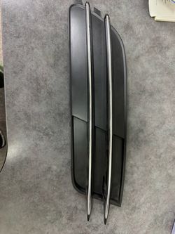 Audi a6 lower front passenger grill