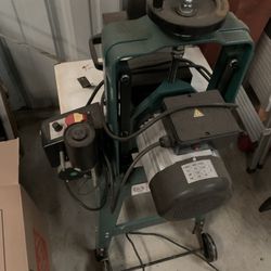 Grizzly Sander