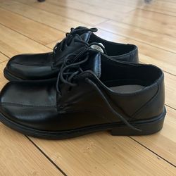 Kids dress shoes